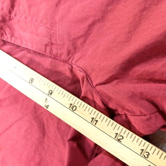 Columbia NWOT Lightweight Cotton Bermuda Shorts Men's 40W. Red 4 Pockets........ - Picture 10 of 11